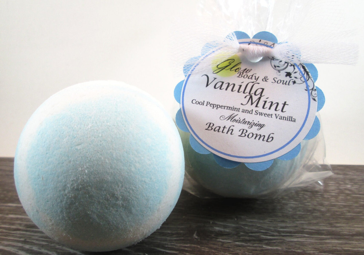 Vanilla Mint Bath Bomb Fizzy