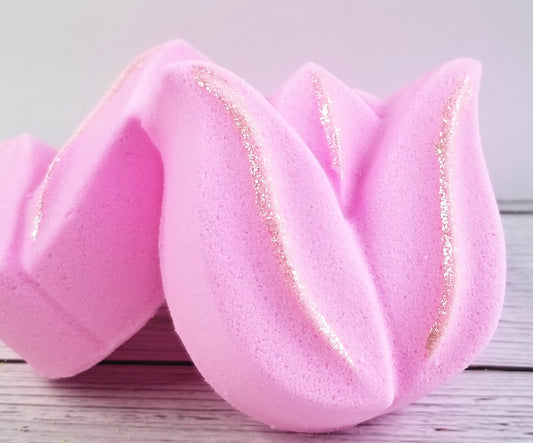 Sweet Pea Bath Bomb Sending Love & Hugs Bath Bomb Fizzy